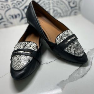 Vionic Women's Gem Savannah Pointed Ballet Flats black white snake Size 9.5Wide